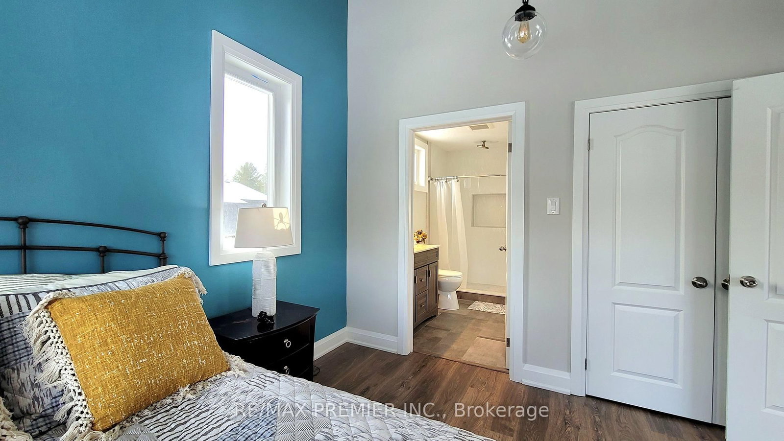 1651 Peninsula Pt Road • Severn, ON photo 13