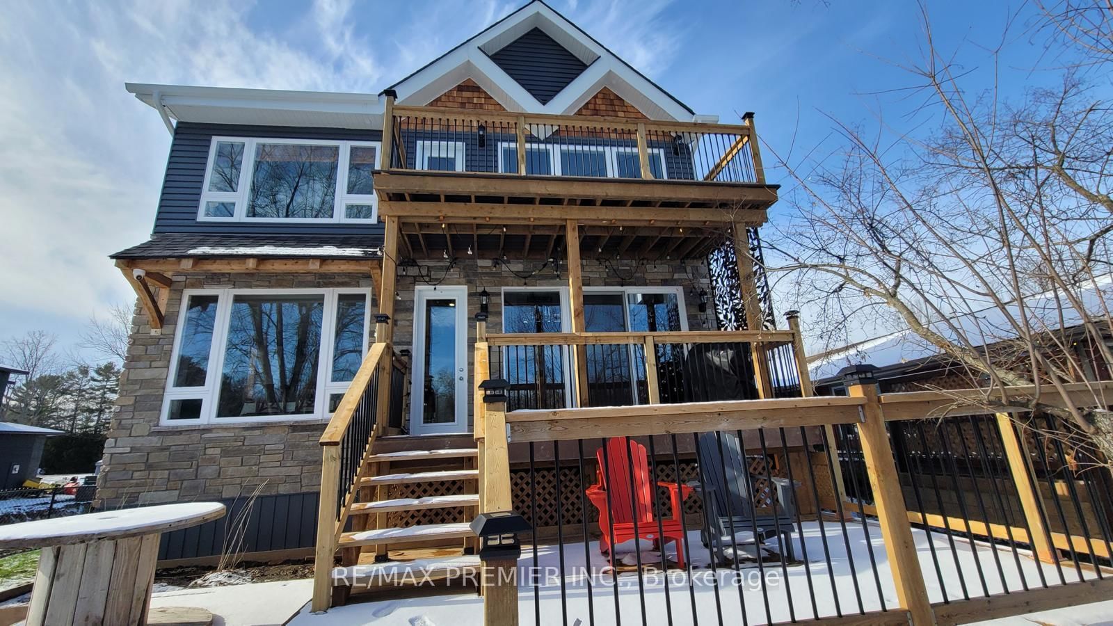 1651 Peninsula Pt Road • Severn, ON photo 3