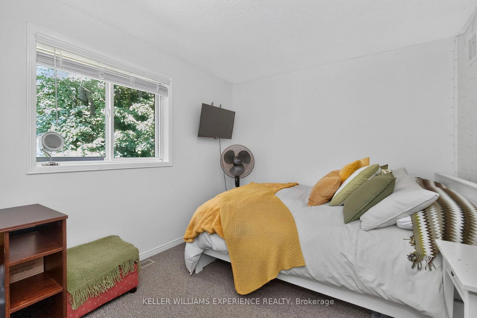 38 Kenwell Crescent • #9 • Barrie, ON photo 17