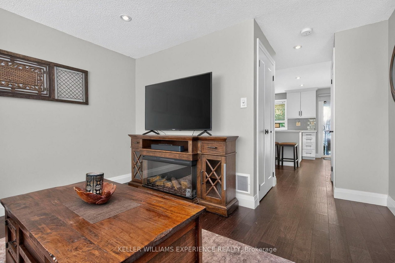 38 Kenwell Crescent • #9 • Barrie, ON photo 6