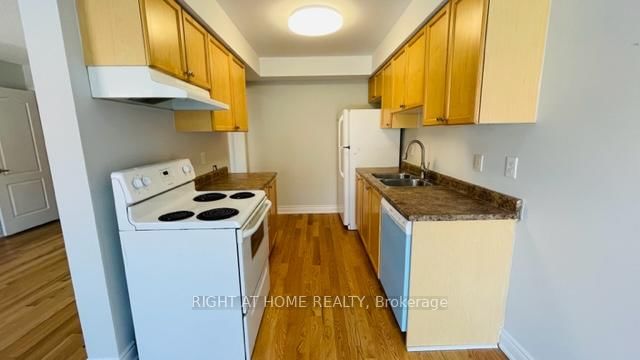 140 Sydenham Wells Road • Barrie, ON photo 8