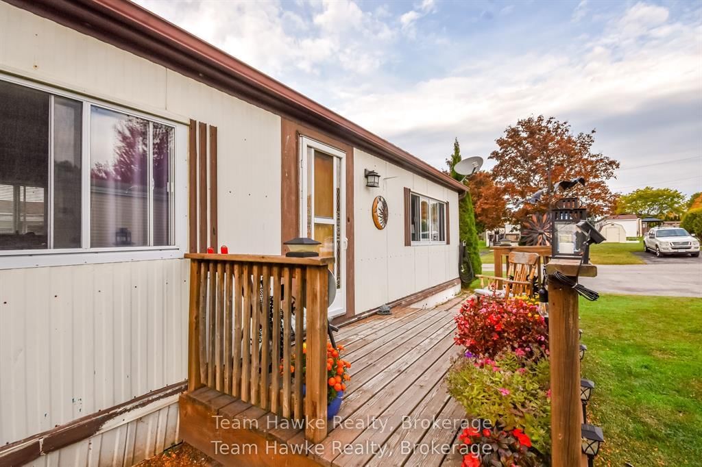 48 Northland Drive • Midland, ON photo 5