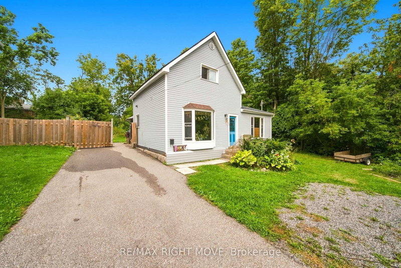 138 Borland Street E