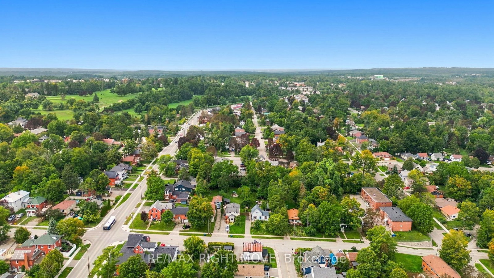 138 Borland Street E • Orillia, ON photo 31
