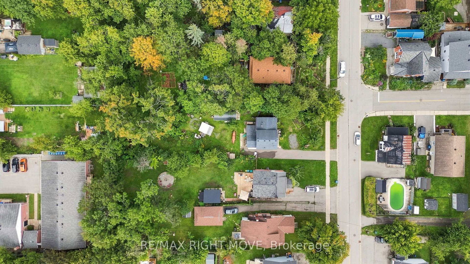138 Borland Street E • Orillia, ON photo 33