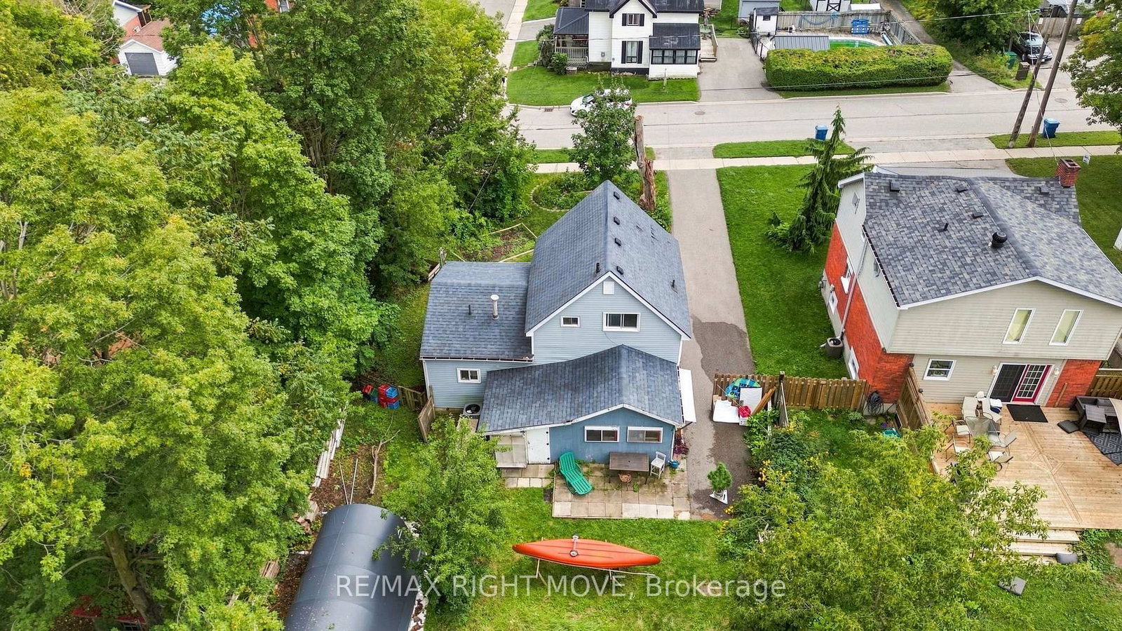 138 Borland Street E • Orillia, ON photo 34