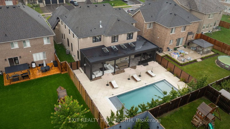 106 Rugman Crescent