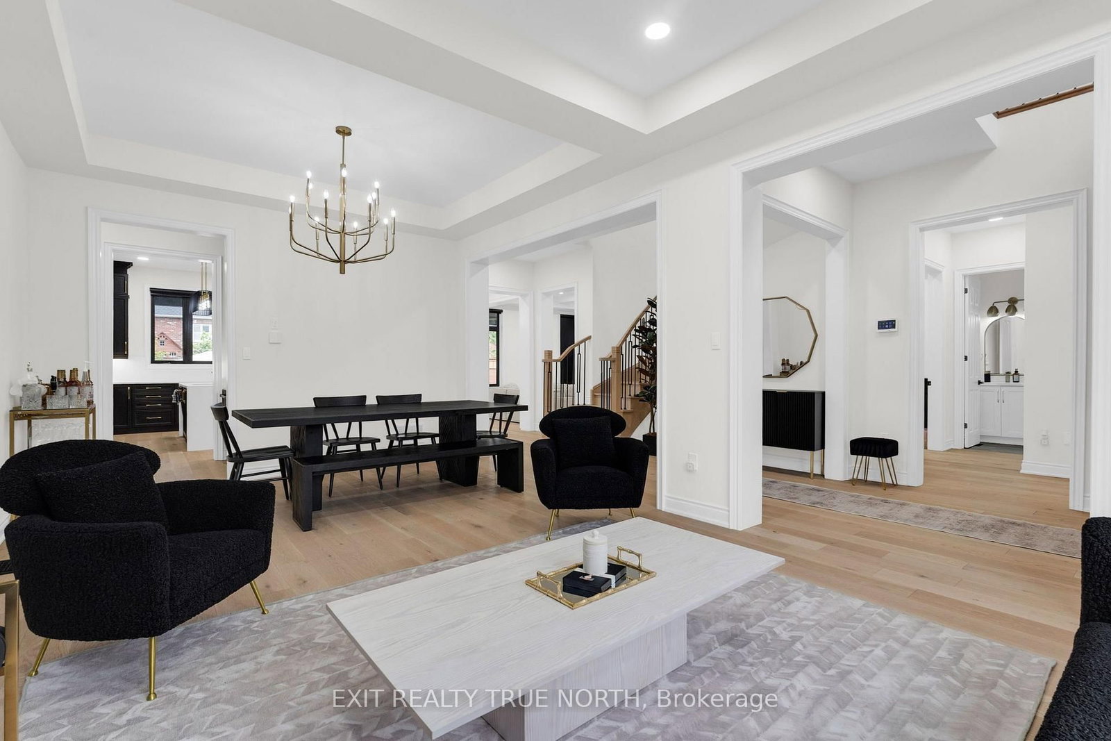 106 Rugman Crescent • Springwater, ON photo 8