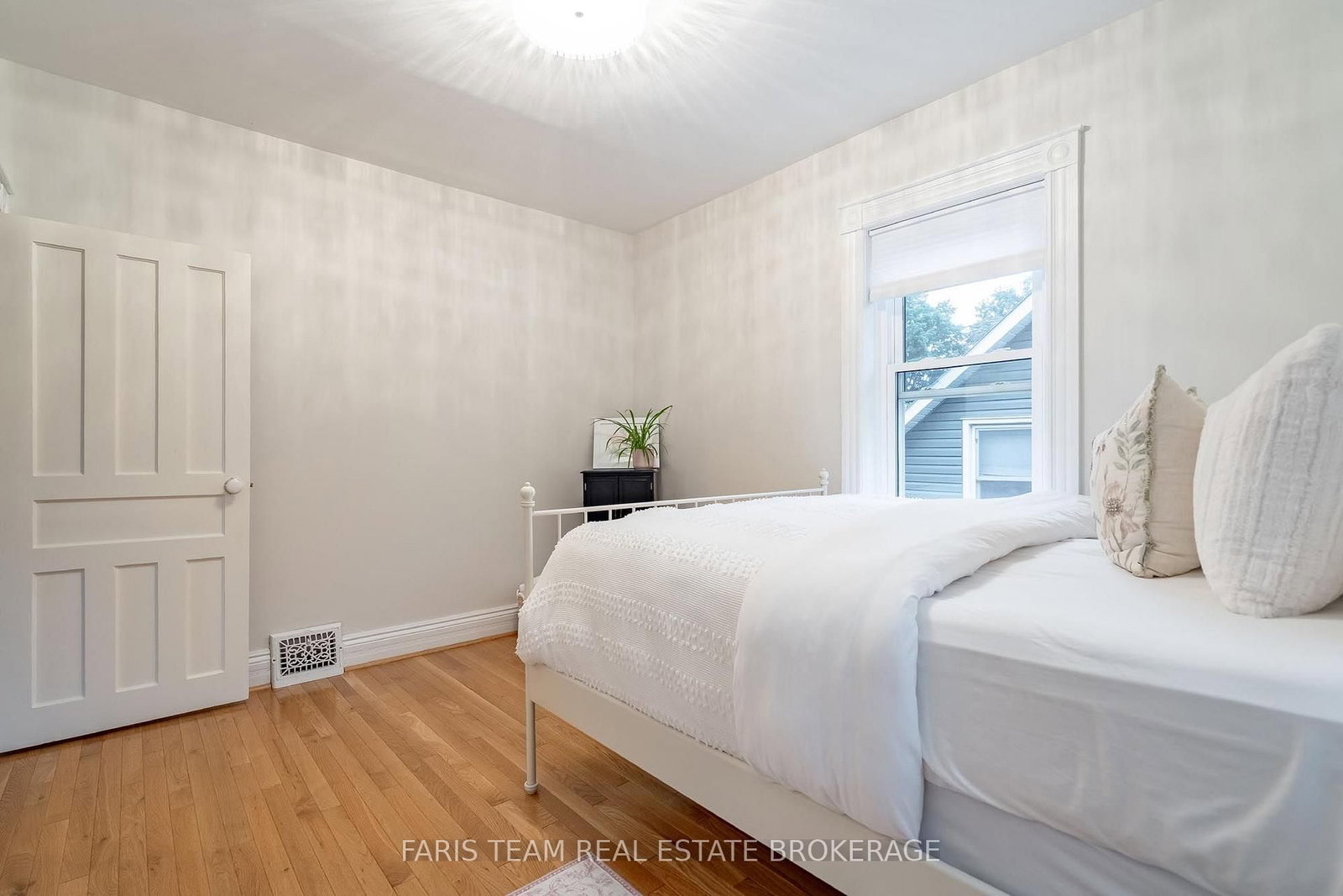 421 Midland Avenue • Midland, ON photo 21