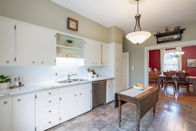 421 Midland Avenue • Midland, ON photo 9