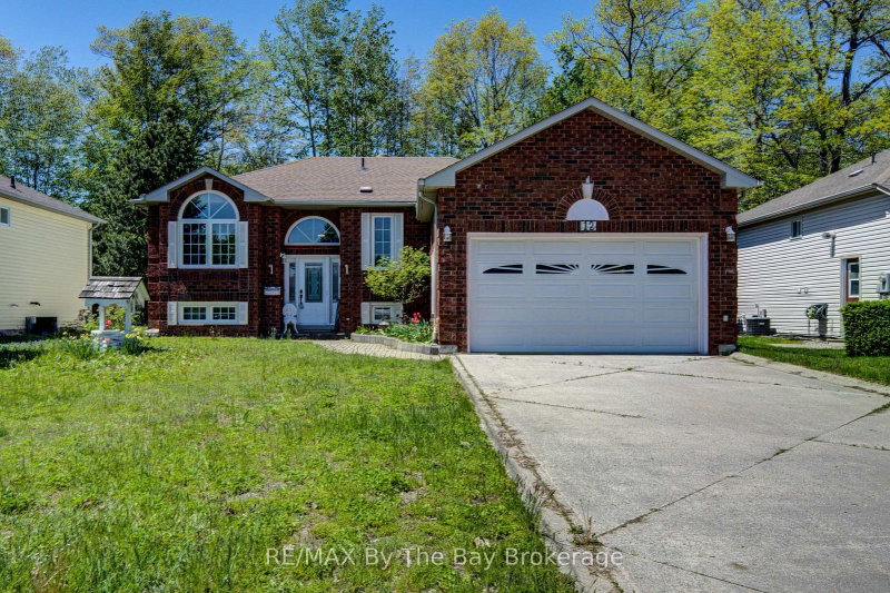 12 Silver Birch Avenue