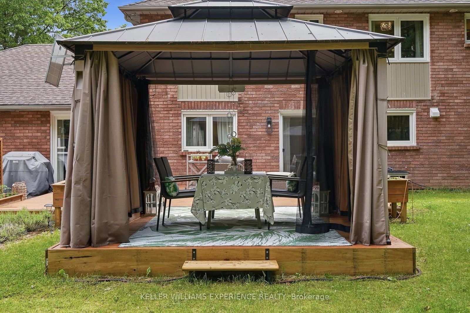 2 Seeley Court • Wasaga Beach, ON photo 36