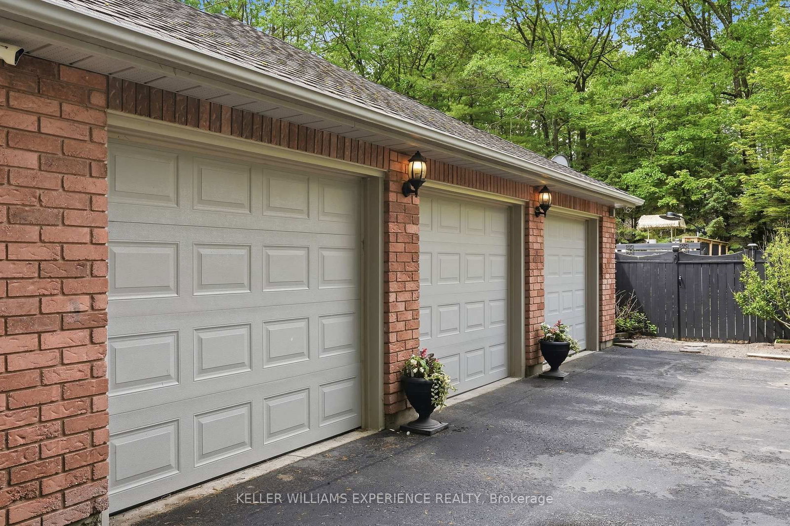 2 Seeley Court • Wasaga Beach, ON photo 39
