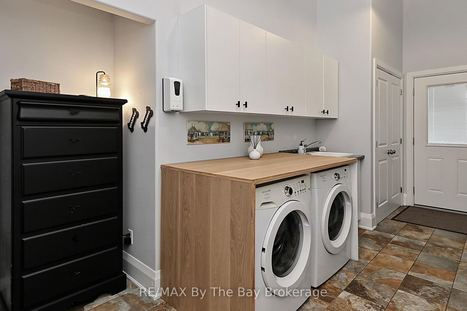 320 Birch Street • Collingwood, ON photo 21