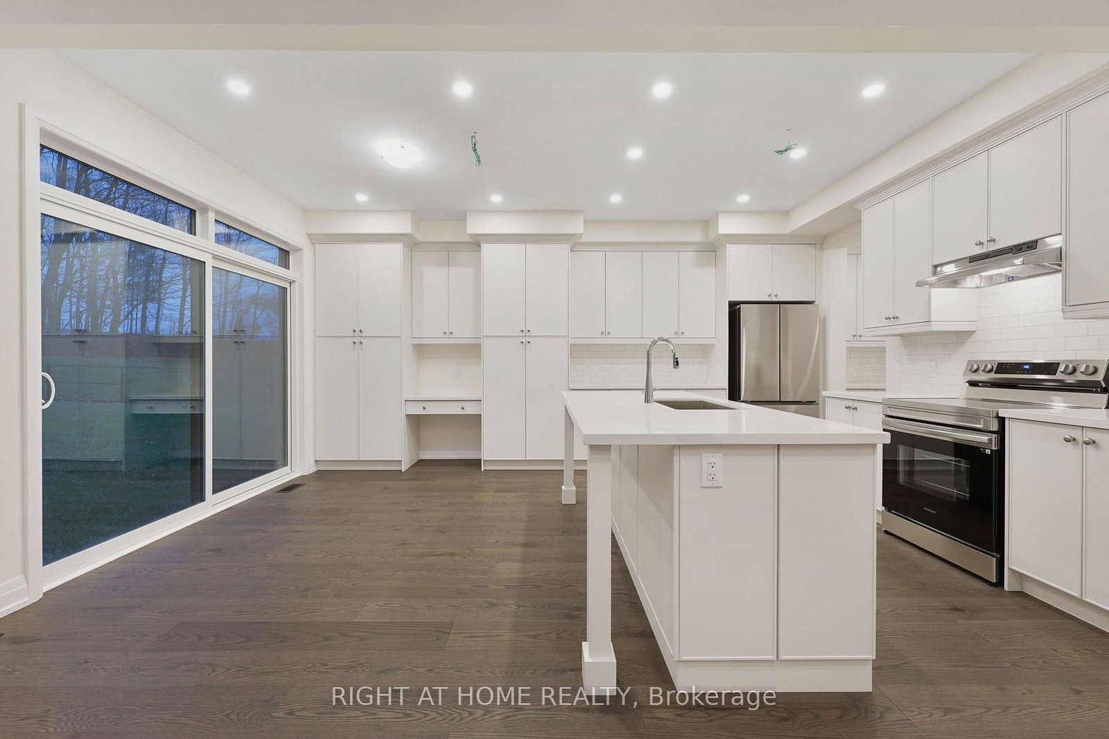 53 Bearberry Road • Springwater, ON photo 13