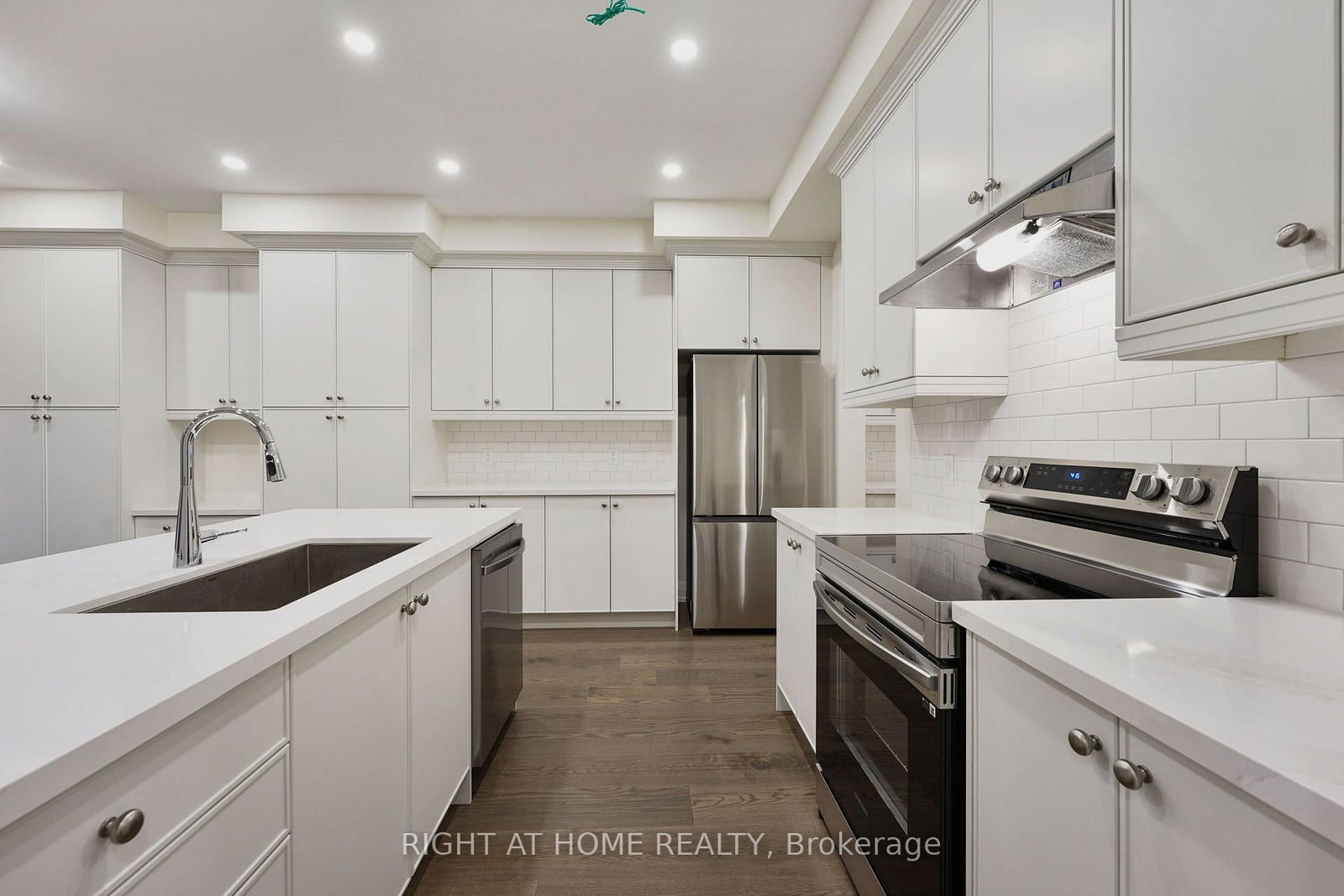 53 Bearberry Road • Springwater, ON photo 15