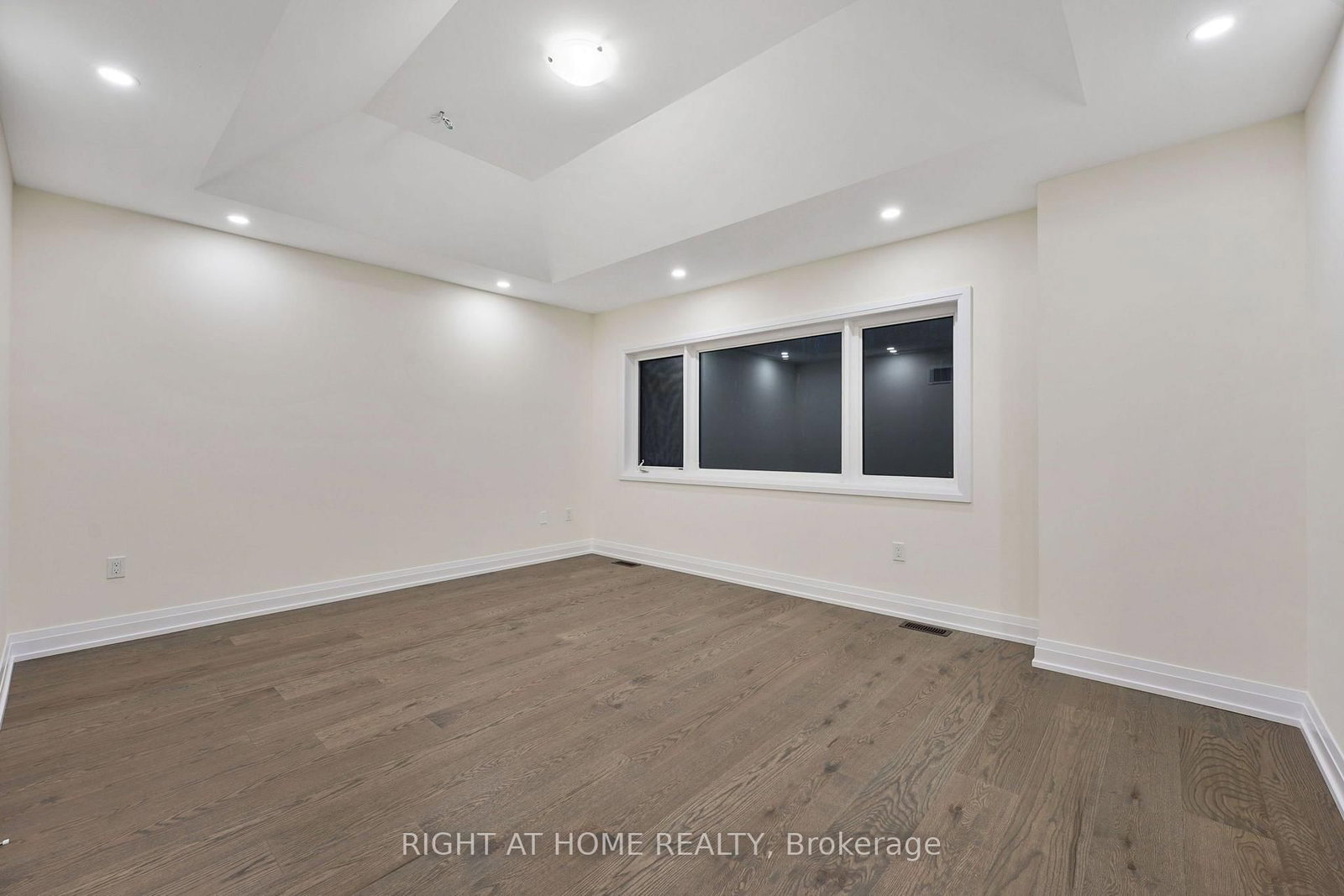 53 Bearberry Road • Springwater, ON photo 24