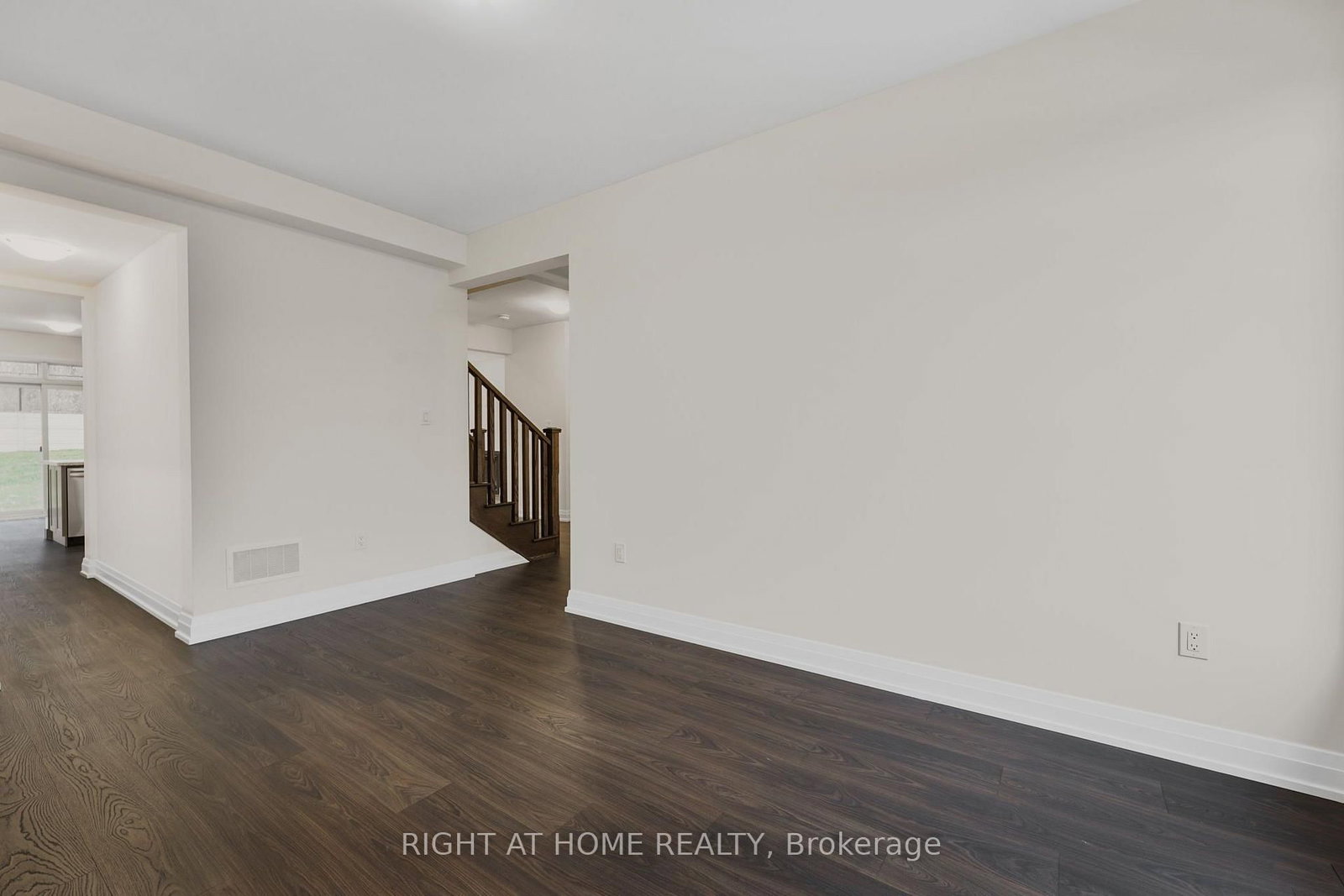 51 Bearberry Road • Springwater, ON photo 11