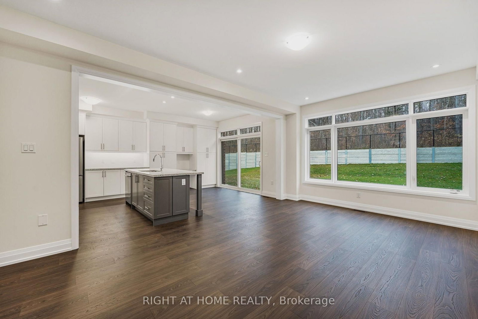 51 Bearberry Road • Springwater, ON photo 12