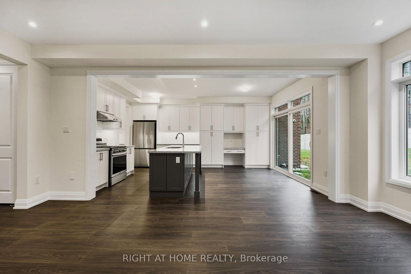 51 Bearberry Road • Springwater, ON photo 15