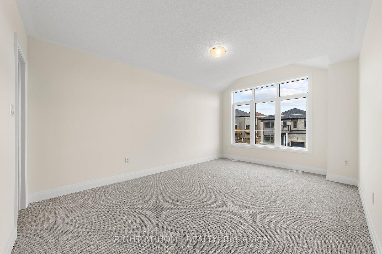 46 Daffodil Road • Springwater, ON photo 26
