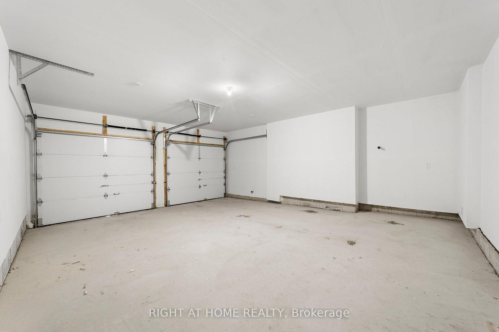 46 Daffodil Road • Springwater, ON photo 30