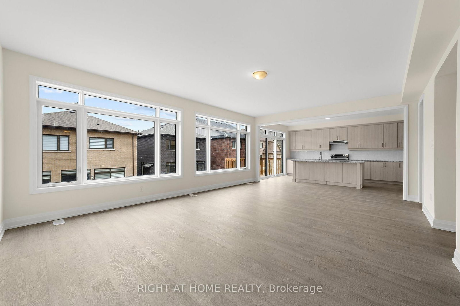 46 Daffodil Road • Springwater, ON photo 8