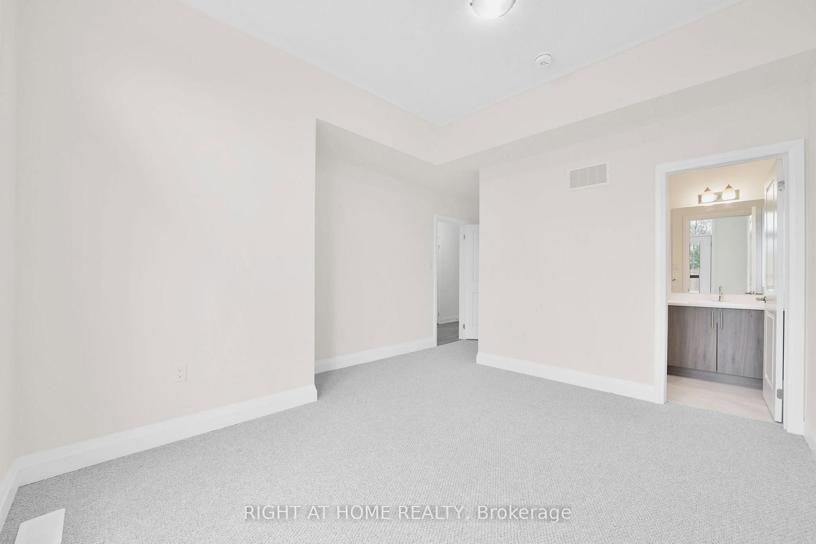 15 Calypso Avenue • Springwater, ON photo 20