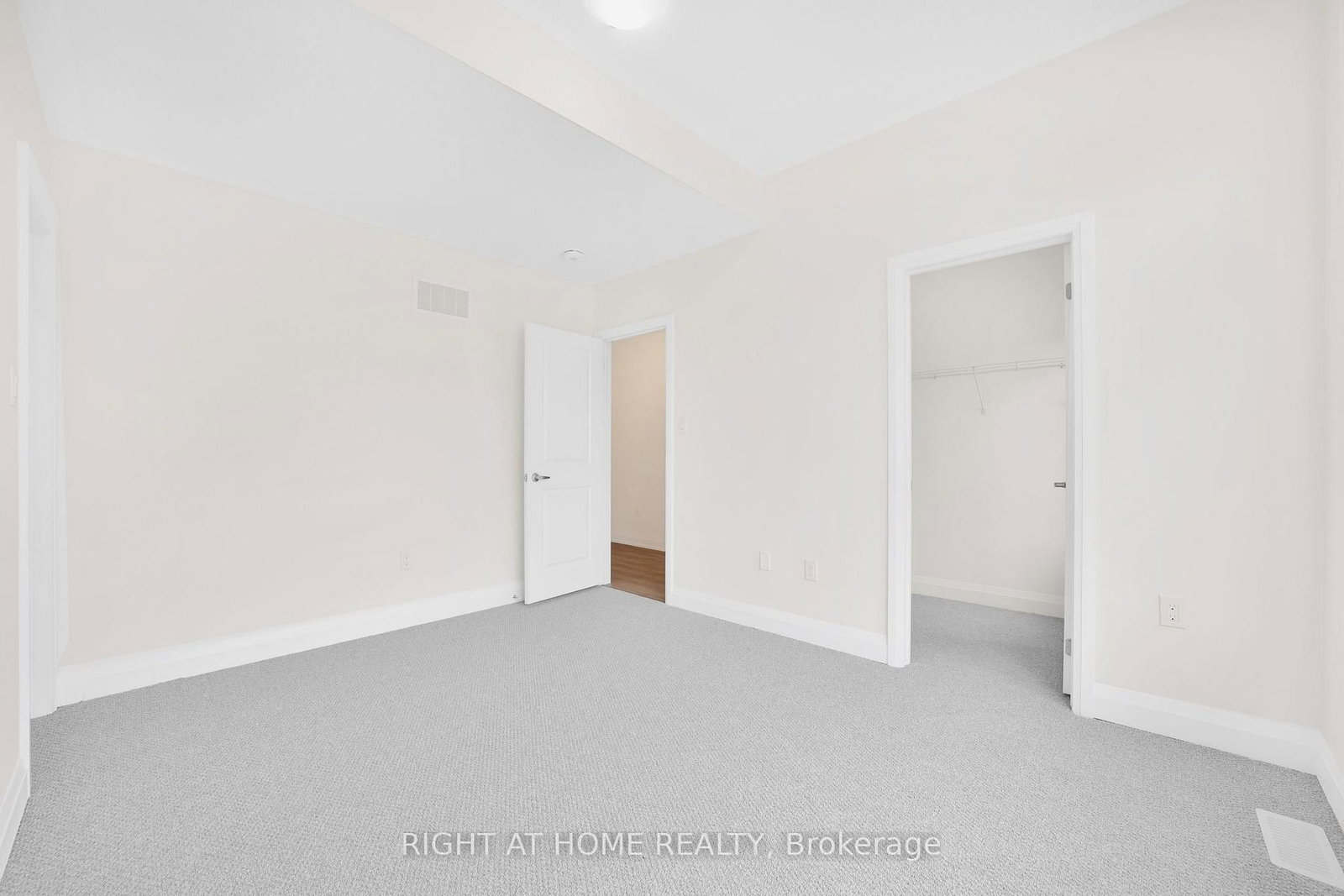 15 Calypso Avenue • Springwater, ON photo 23