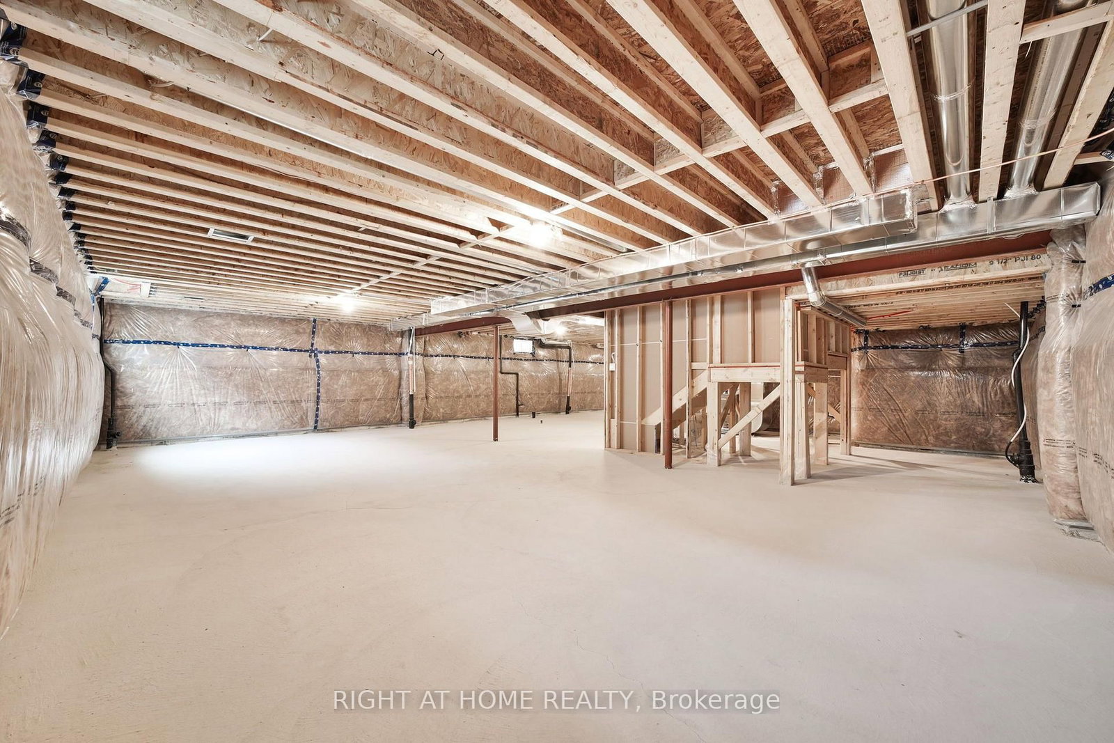 15 Calypso Avenue • Springwater, ON photo 38