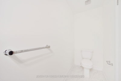 15 Calypso Avenue • Springwater, ON photo 9