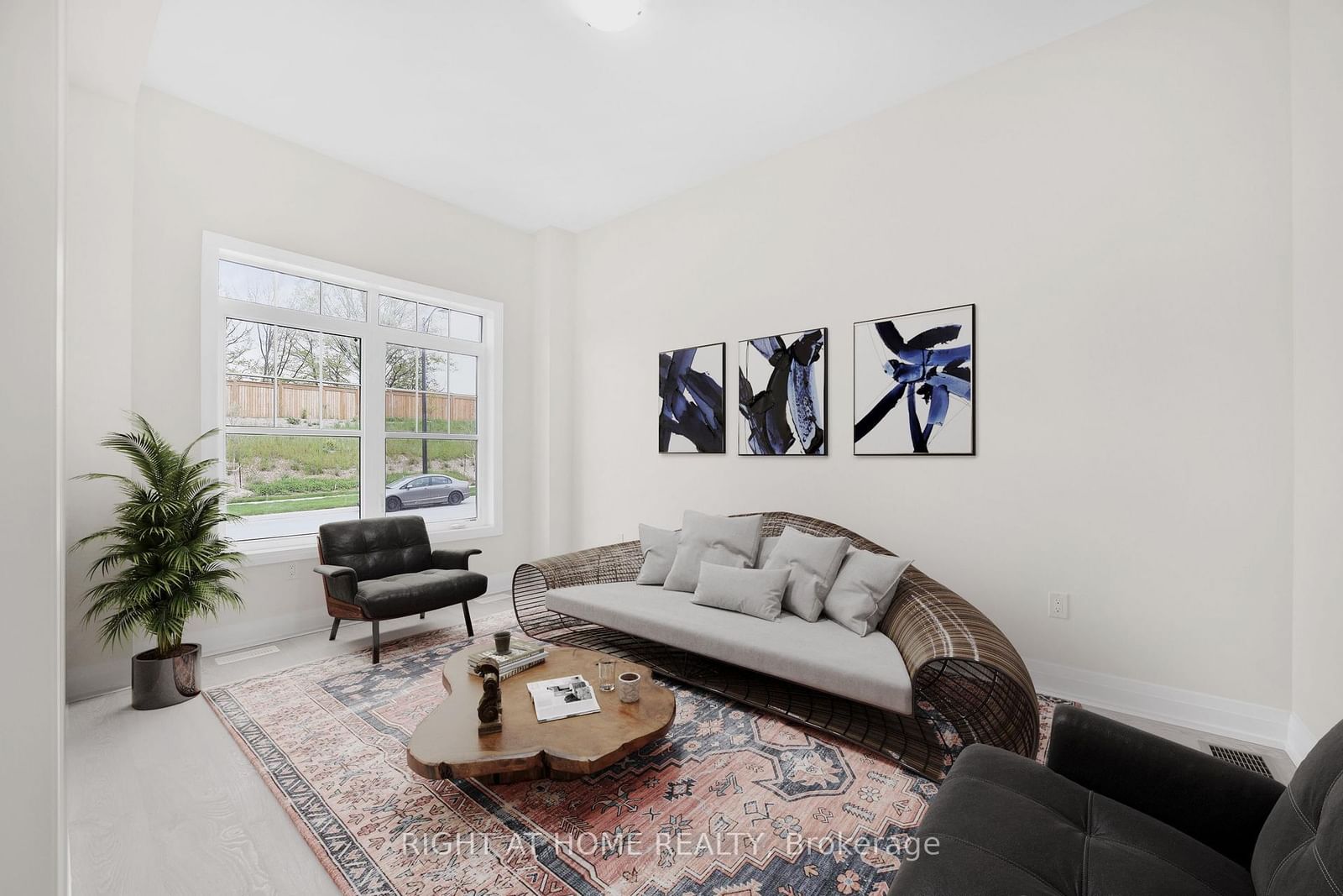 37 Calypso Avenue • Springwater, ON photo 2