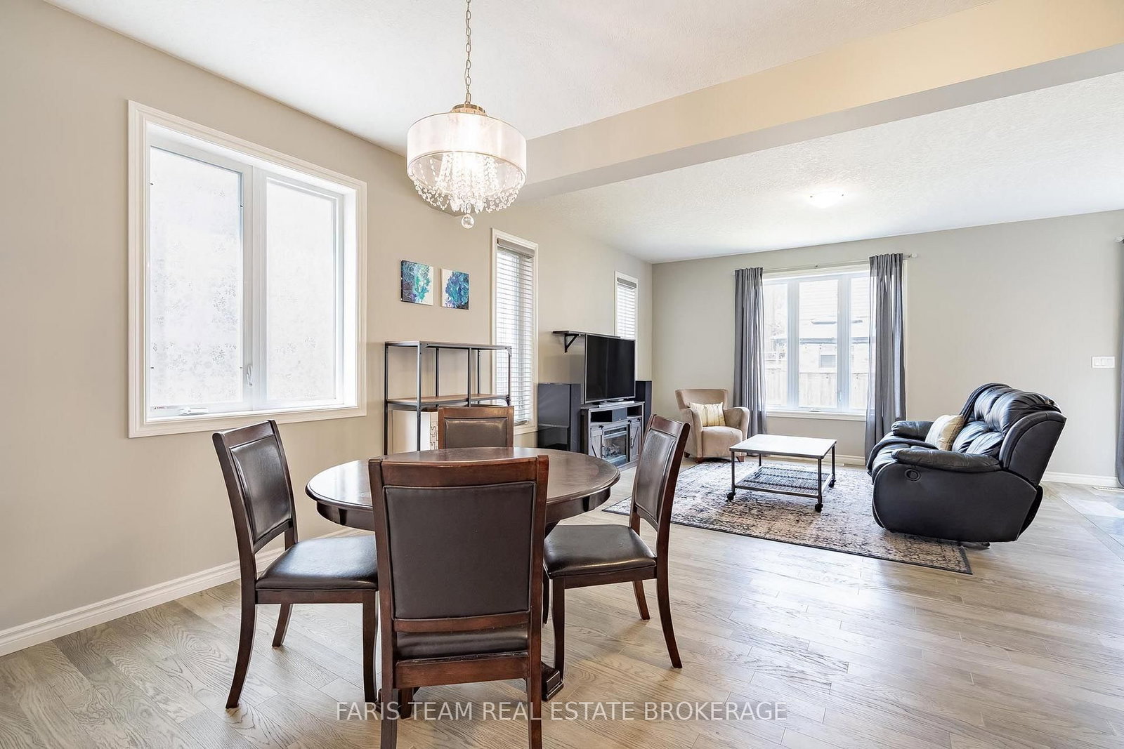 1016 Wright Drive • Midland, ON photo 11
