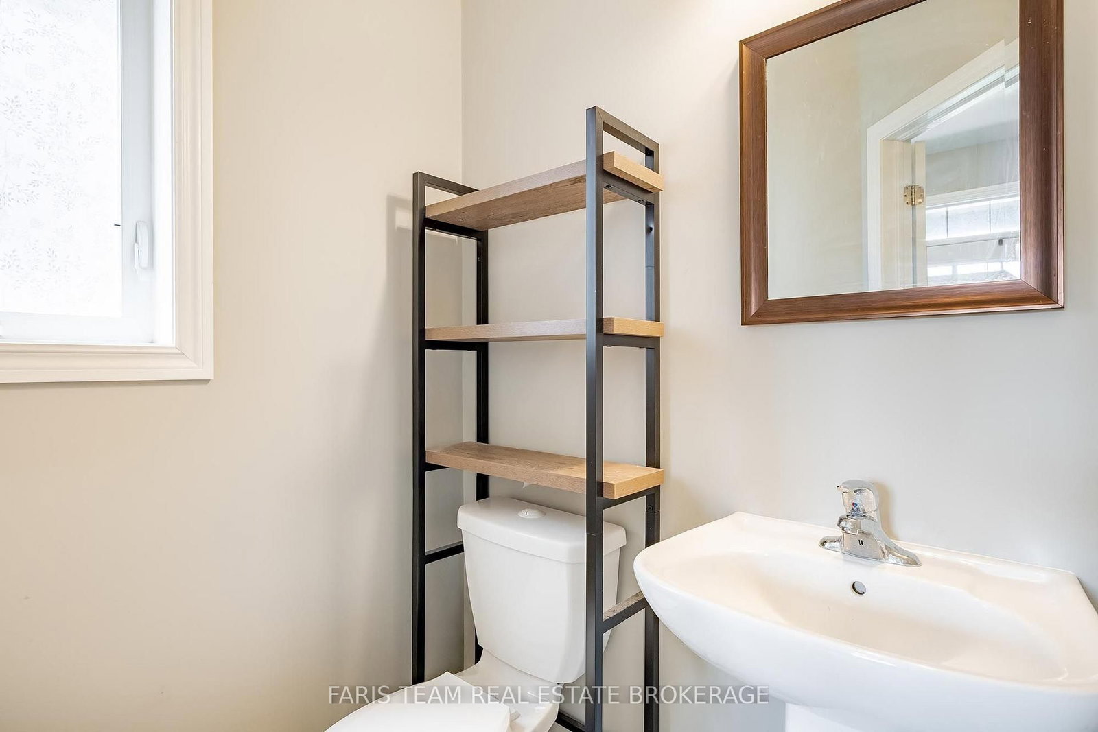 1016 Wright Drive • Midland, ON photo 14
