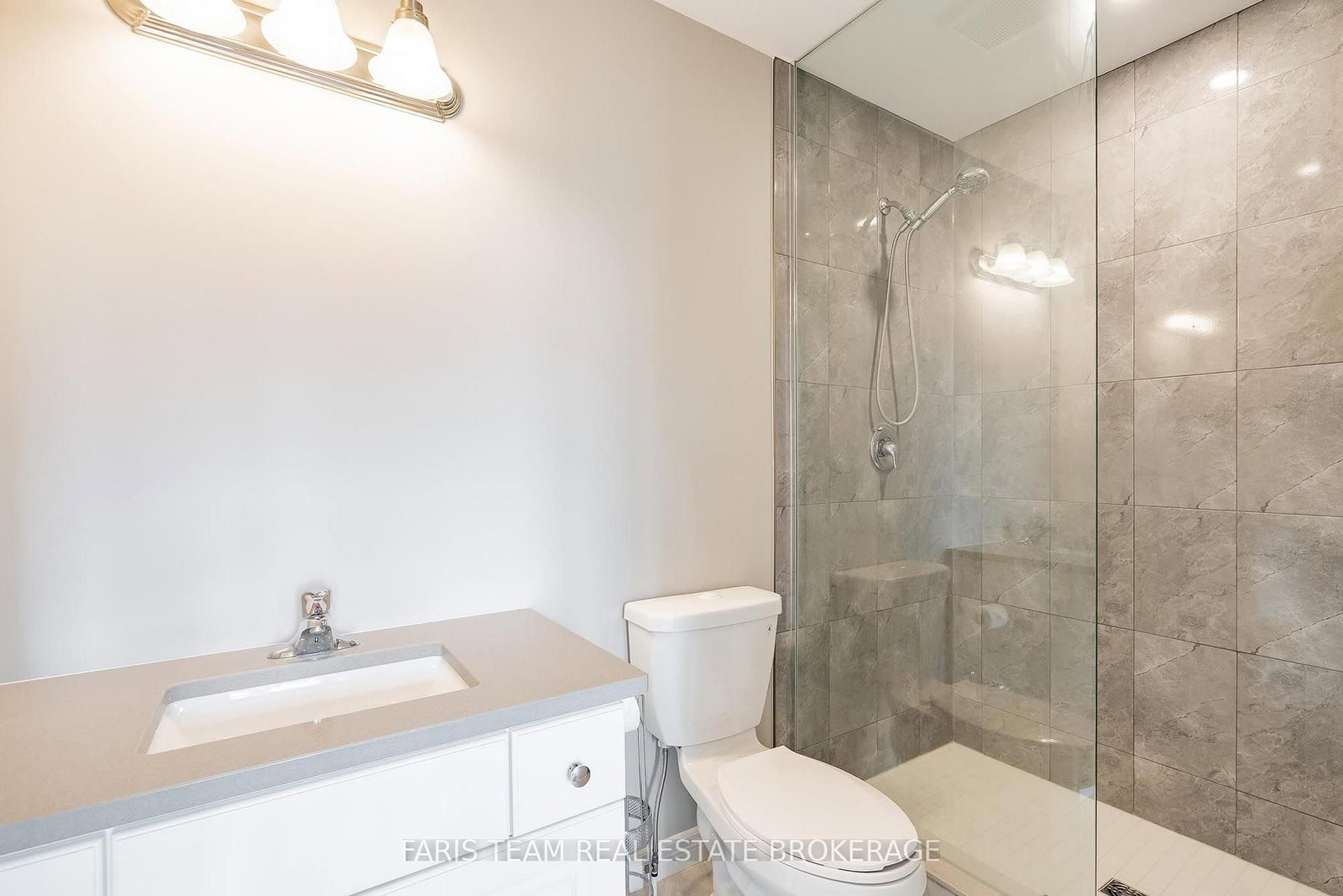 1016 Wright Drive • Midland, ON photo 18
