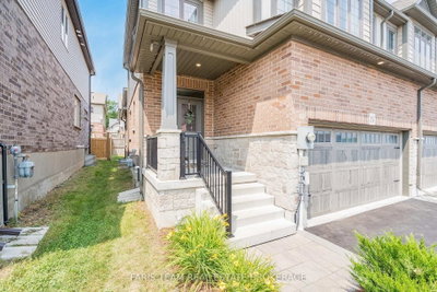 1016 Wright Drive • Midland, ON photo 3