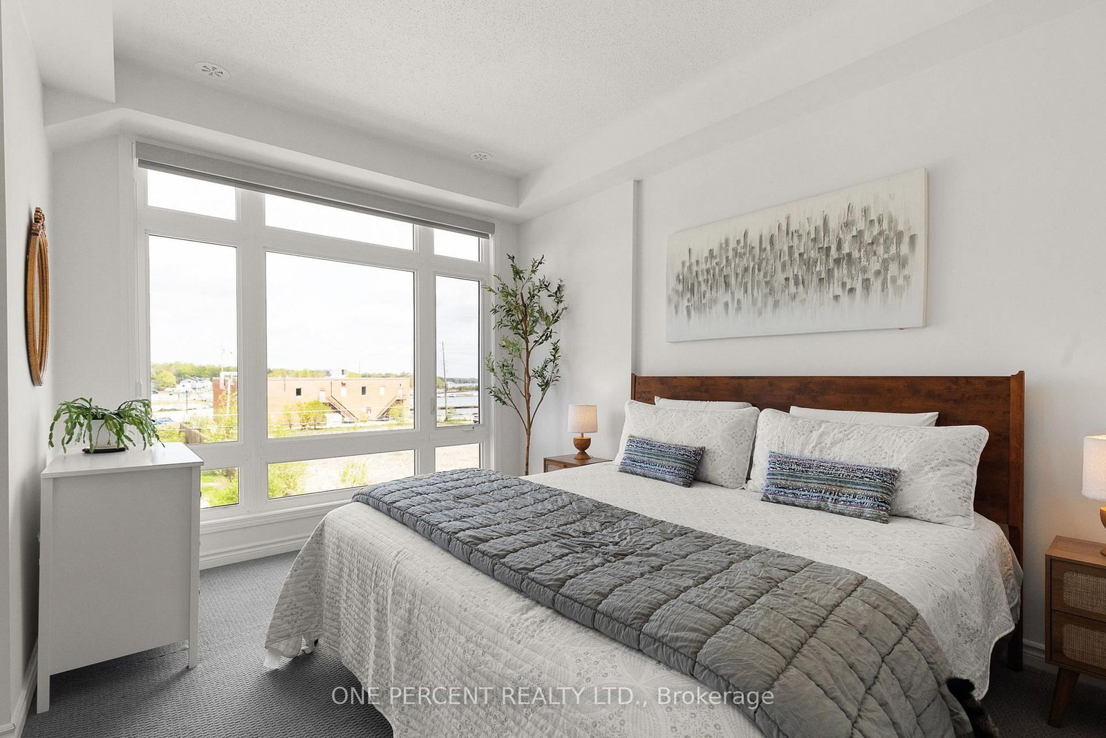 129 Colborne Street E • Orillia, ON photo 27