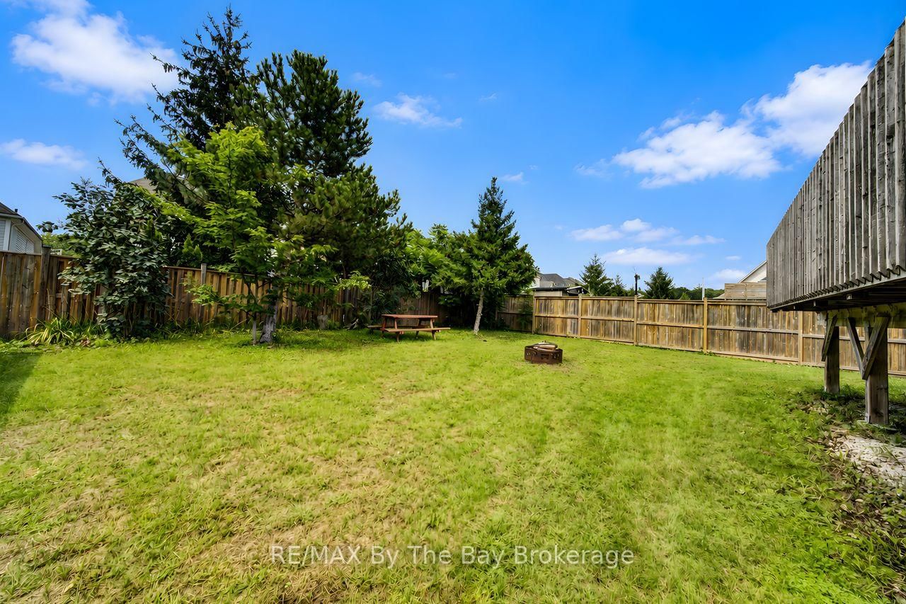 11 Grand Poplar Lane • Wasaga Beach, ON photo 11