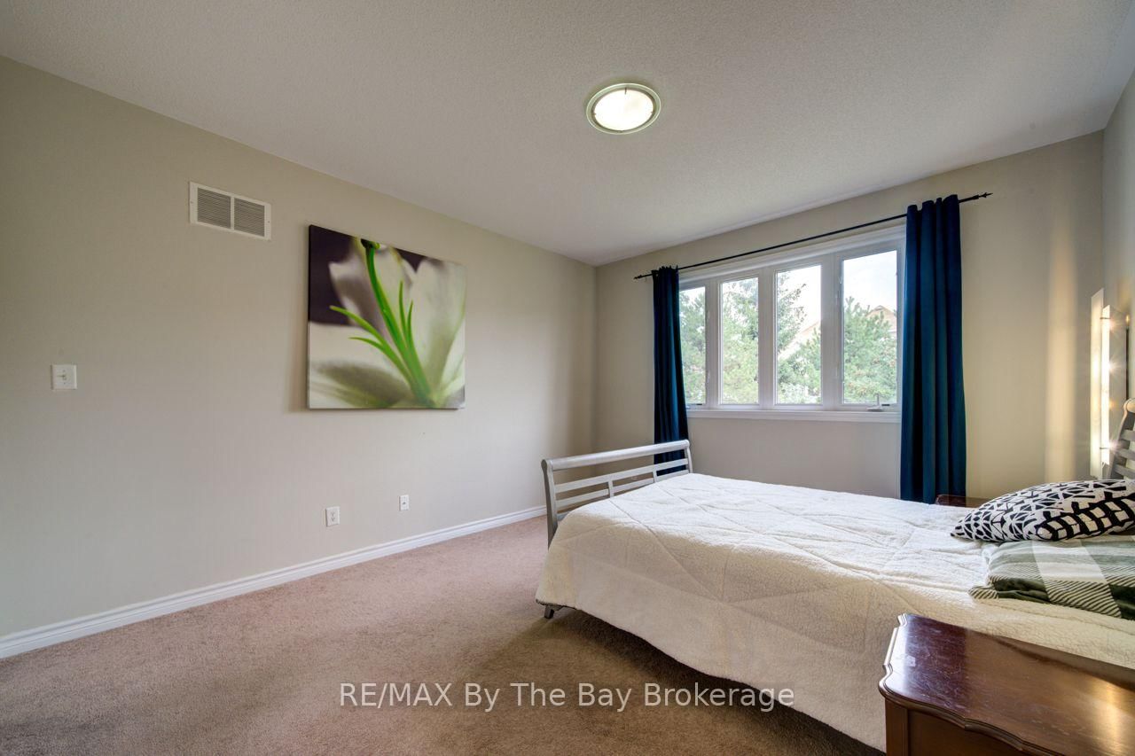 11 Grand Poplar Lane • Wasaga Beach, ON photo 21
