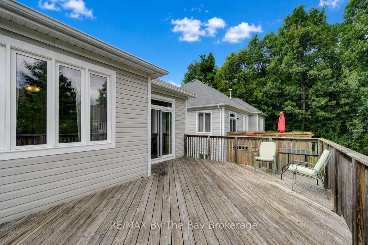 11 Grand Poplar Lane • Wasaga Beach, ON photo 31