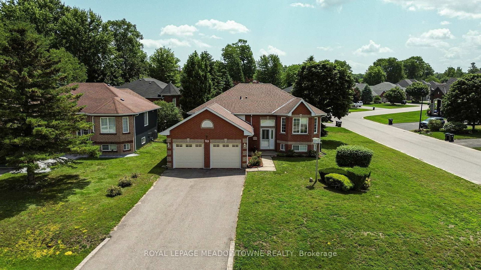 89 Royal Beech Drive • Wasaga Beach, ON photo 4