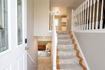 89 Royal Beech Drive • Wasaga Beach, ON photo 5