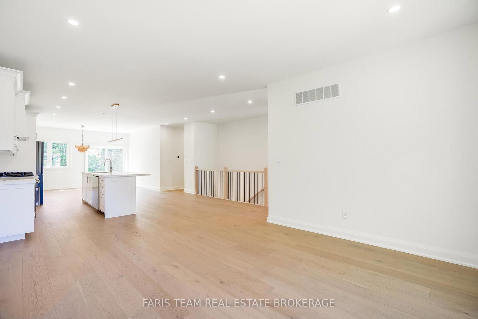45 Sheppard Street • Severn, ON photo 16