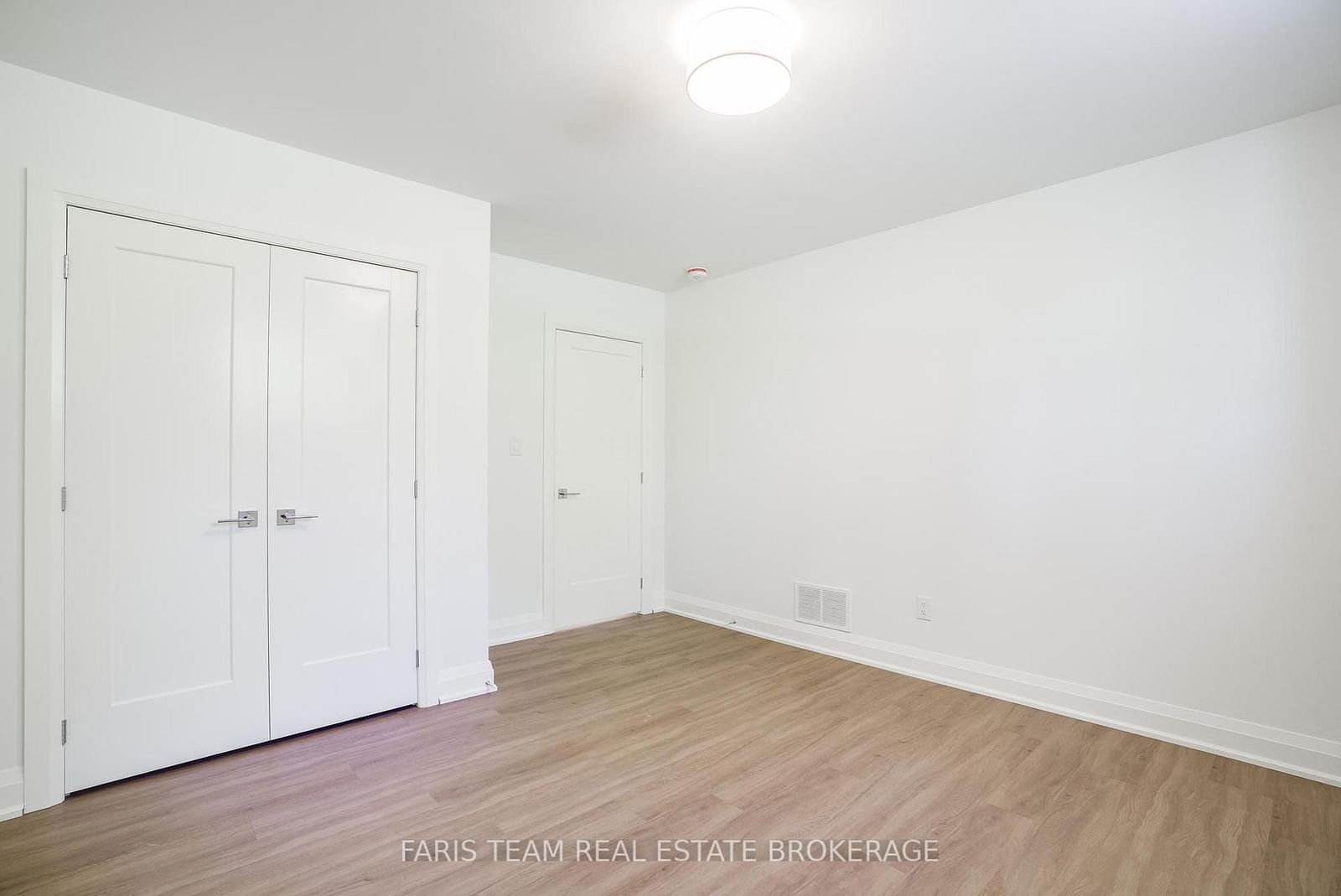 45 Sheppard Street • Severn, ON photo 32