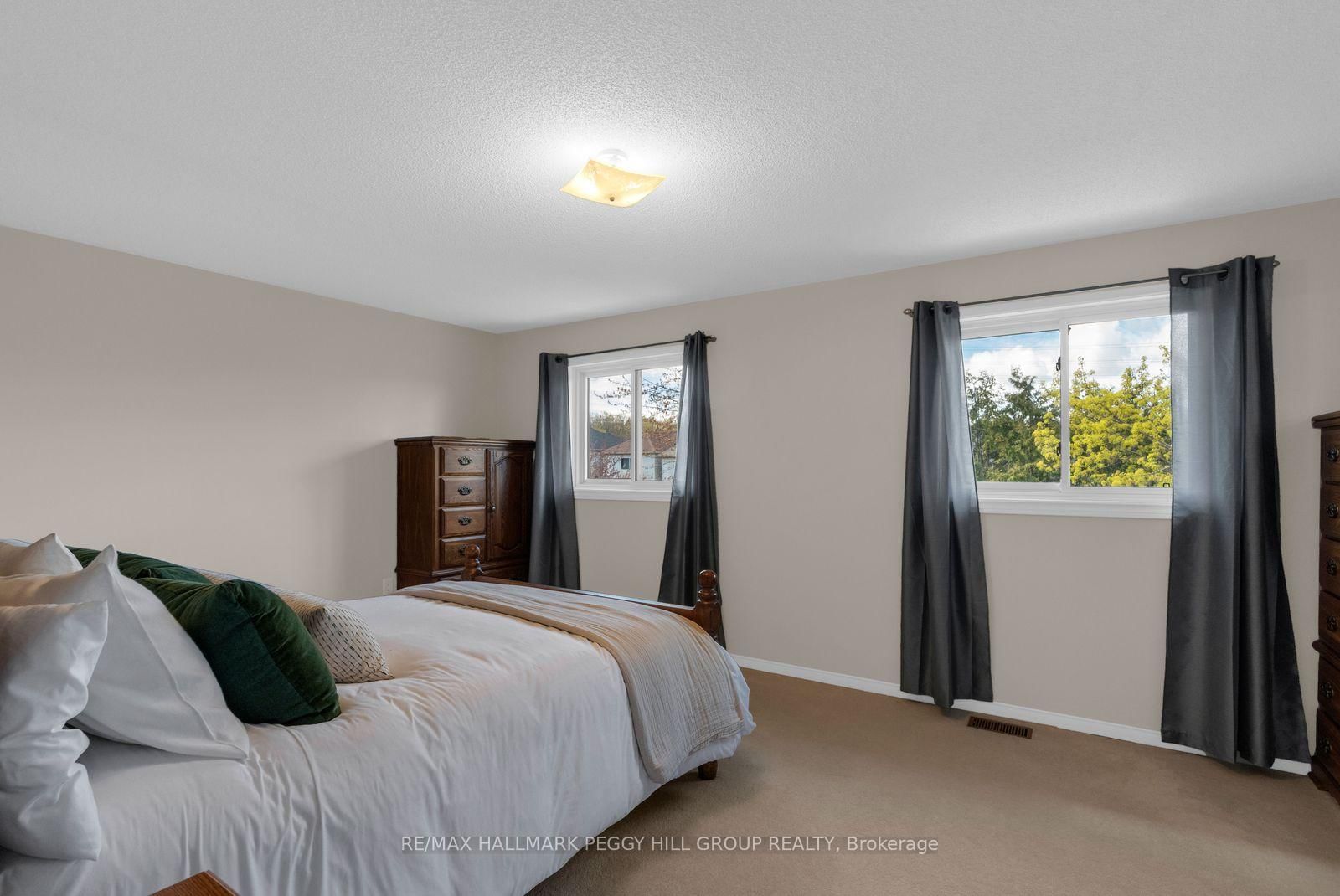 168 Wildwood Trail • Barrie, ON photo 11