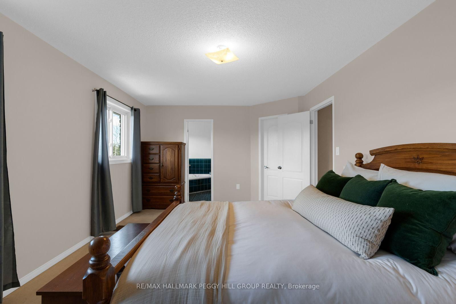 168 Wildwood Trail • Barrie, ON photo 12