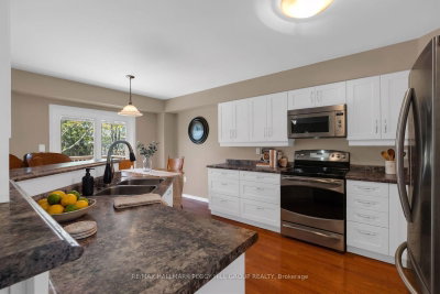 168 Wildwood Trail • Barrie, ON photo 5