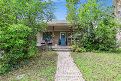 19 Centre Street • Barrie, ON photo 2