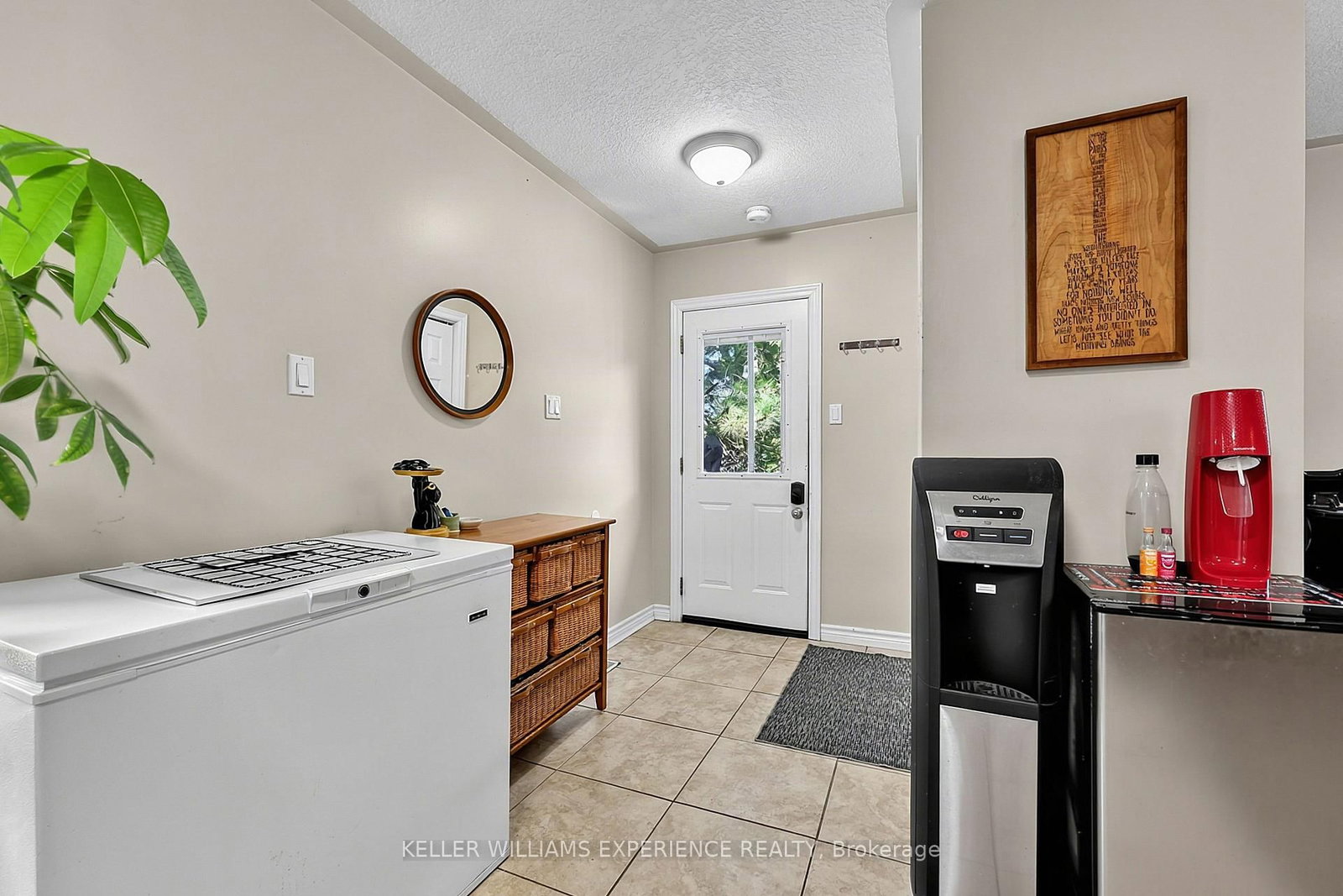 19 Centre Street • Barrie, ON photo 32