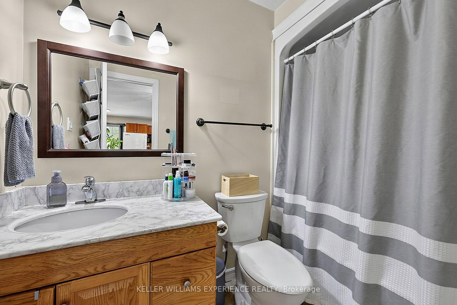 19 Centre Street • Barrie, ON photo 39